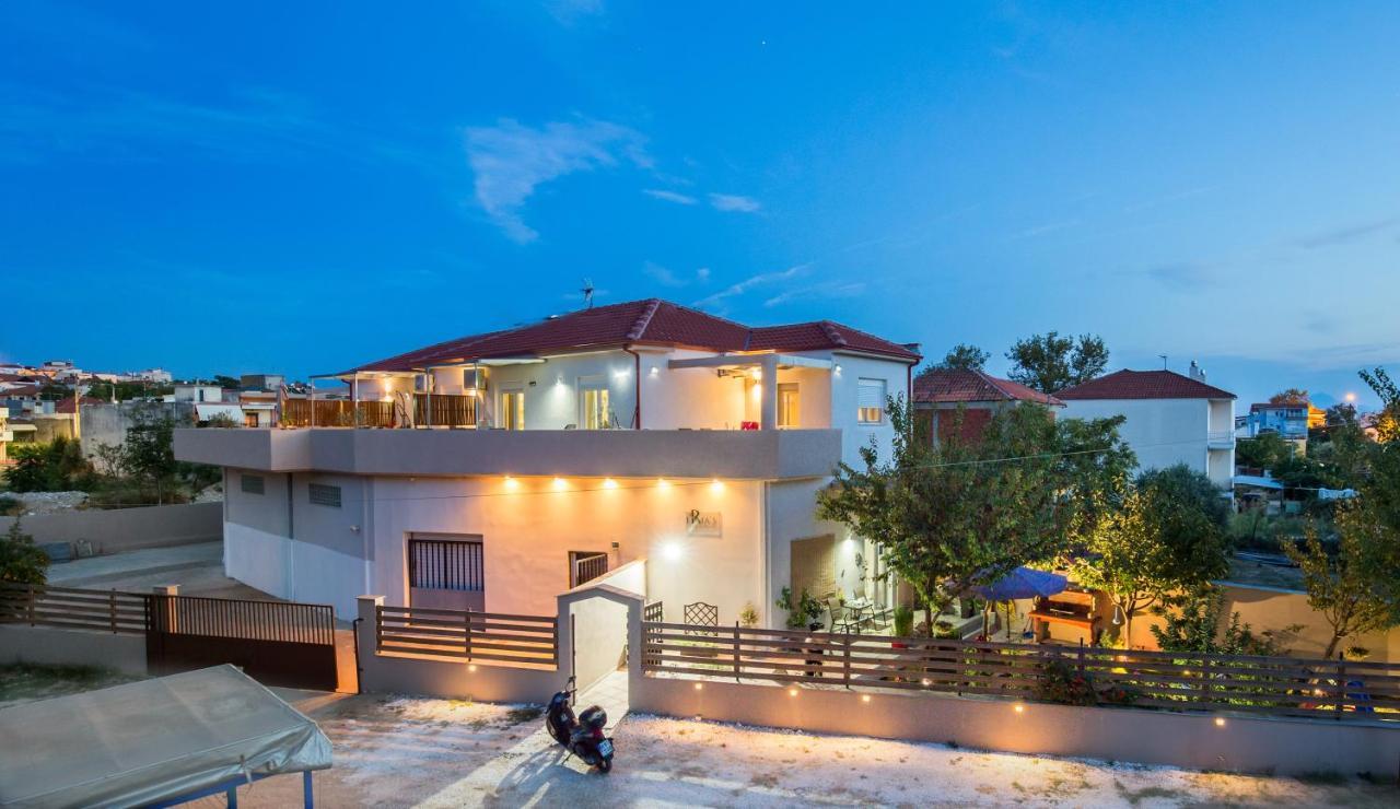 Iria'S Luxury Apartments Лименария Экстерьер фото
