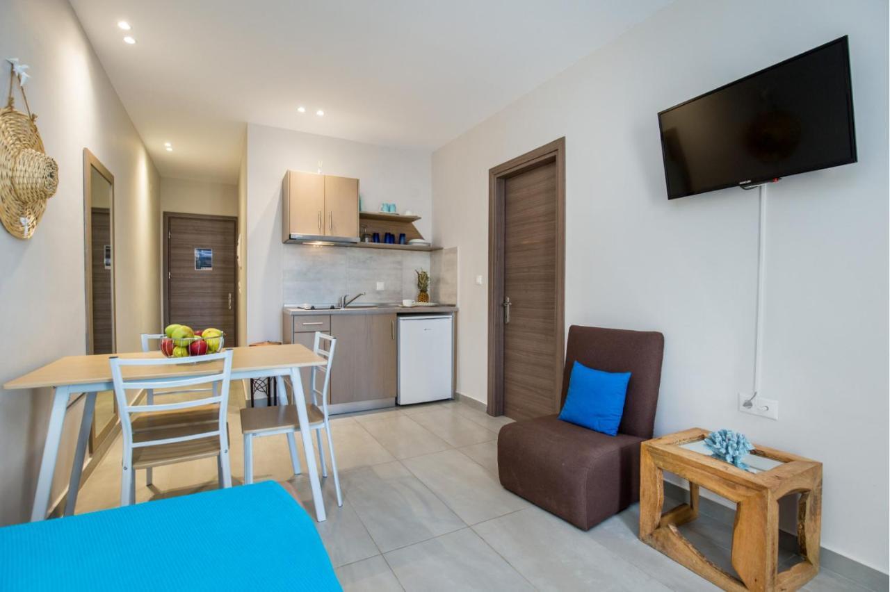 Iria'S Luxury Apartments Лименария Экстерьер фото
