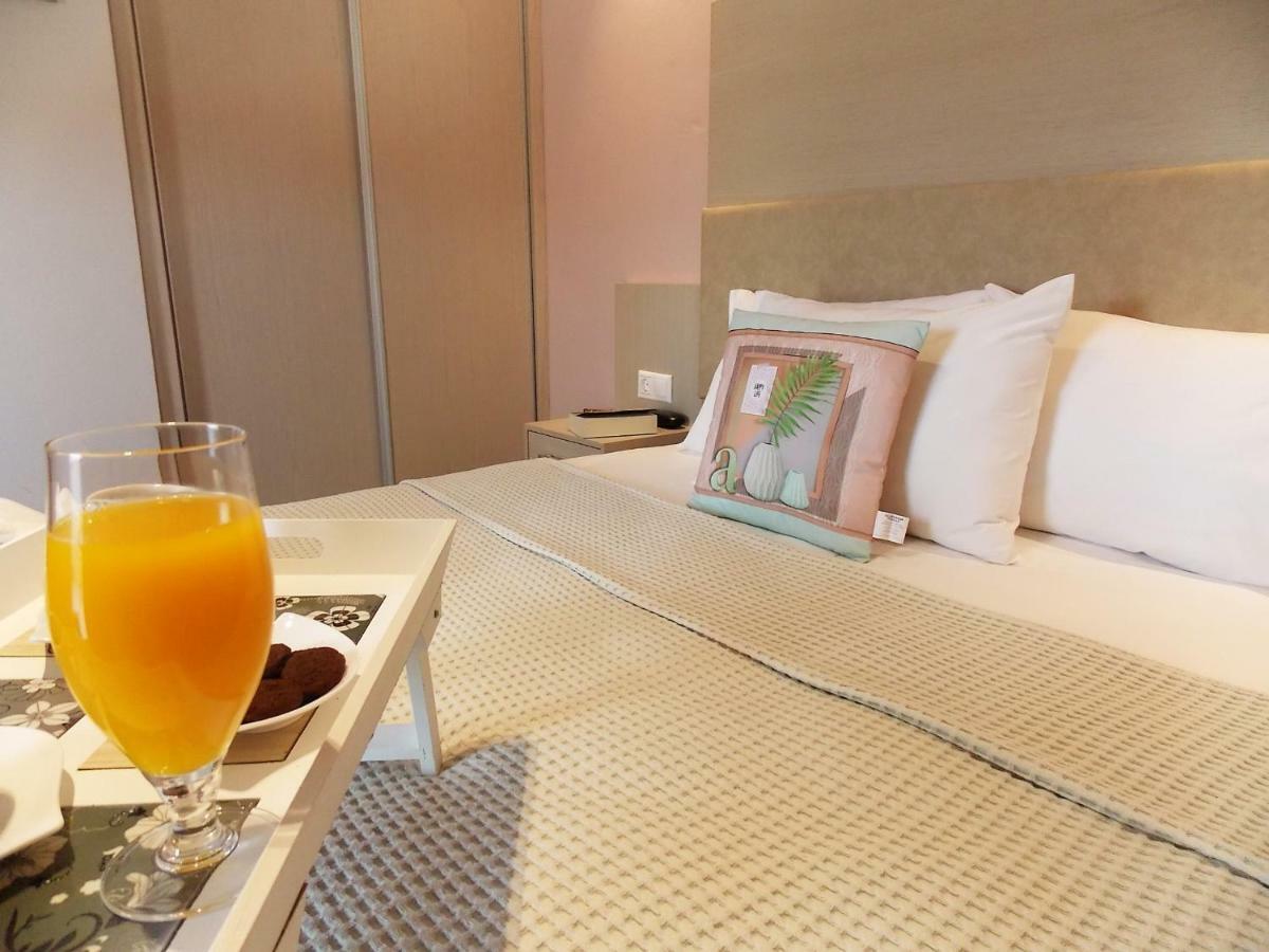 Iria'S Luxury Apartments Лименария Экстерьер фото